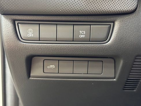 Used 2025 MAZDA CX-50 AWD 2.5 S w/ Preferred Package image 35