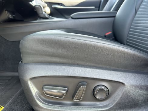 Used 2024 Toyota Camry SE w/ Audio Upgrade Package image 21