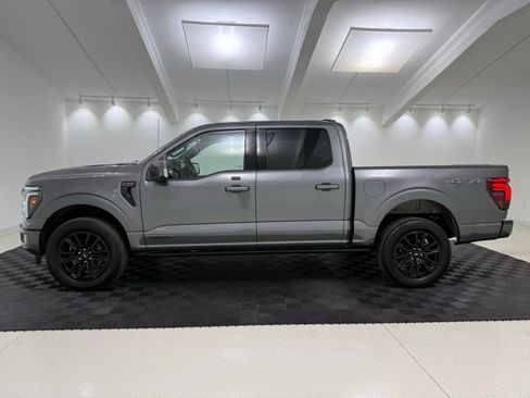 Used 2025 Ford F150 Platinum image 4