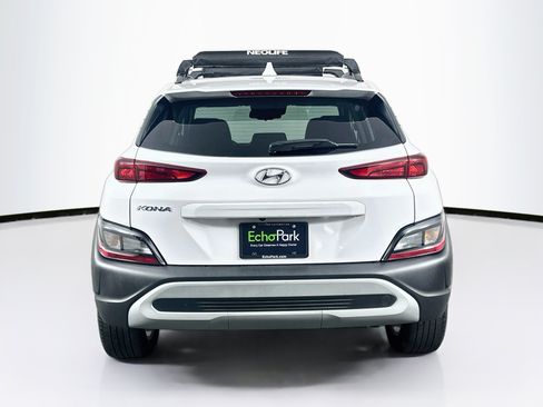 Used 2023 Hyundai Kona SEL w/ Cargo Package FWD image 7