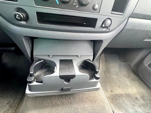 Used 2008 Dodge Ram 1500 Truck SLT image 15