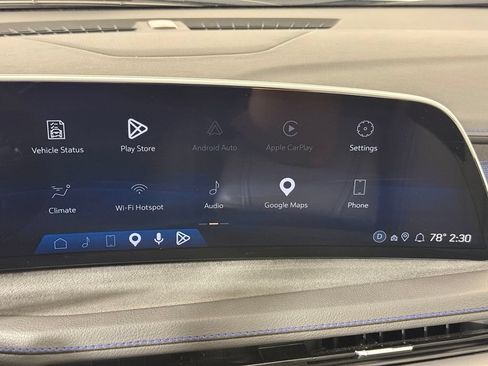 Used 2024 Cadillac XT4 Sport AWD/4WD image 4