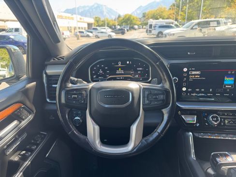 Used 2022 GMC Sierra 1500 Denali w/ Denali Carbonpro Edition AWD/4WD image 19