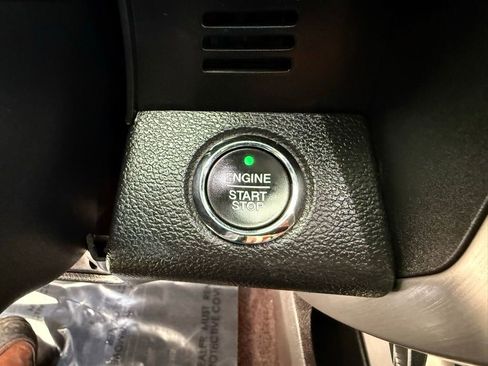 Used 2015 Ford F150 Platinum w/ Equipment Group 701A Luxury image 45