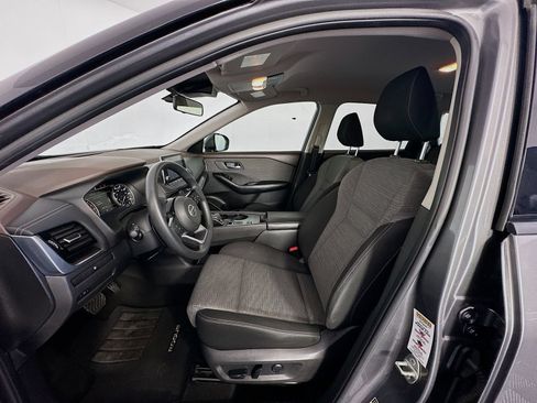 Used 2021 Nissan Rogue SV FWD image 19
