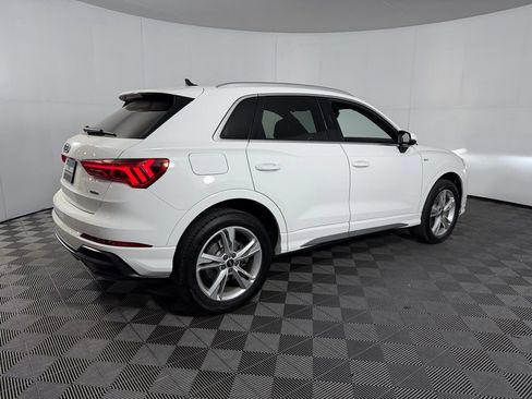 Used 2022 Audi Q3 2.0T Premium w/ Convenience Package AWD/4WD image 8