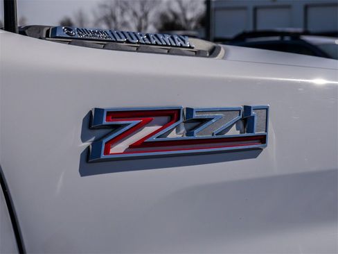 Used 2021 Chevrolet Silverado 2500 LTZ w/ LTZ Premium Package image 10