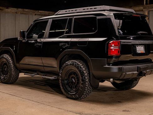 Used 2024 Toyota Land Cruiser 1958 image 7