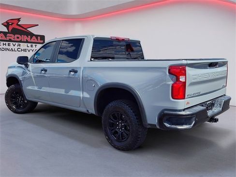 Used 2025 Chevrolet Silverado 1500 ZR2 w/ Technology Package image 7