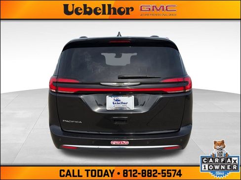 Used 2022 Chrysler Pacifica Touring-L FWD image 9