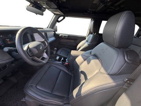 Used 2026 Ford Bronco Badlands w/ Sasquatch Package AWD/4WD image 14