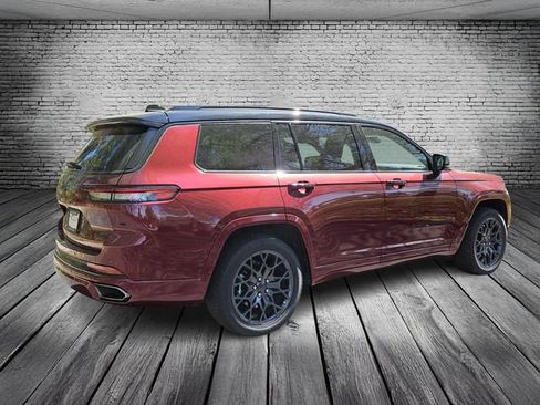 Used 2025 Jeep Grand Cherokee L Summit image 5