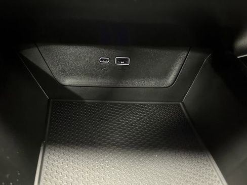 New 2026 Chevrolet Equinox RS w/ Convenience Package III image 24