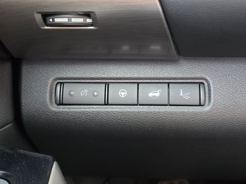Used 2024 Nissan Pathfinder Platinum w/ Cargo Package AWD/4WD image 33