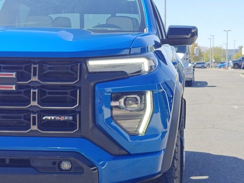 Used 2023 GMC Canyon AT4X image 31