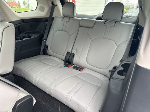 Used 2024 Honda Pilot Elite image 17