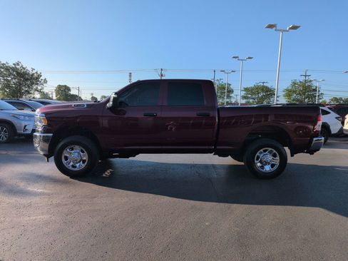 Used 2024 RAM 2500 Tradesman w/ Chrome Appearance Group AWD/4WD image 2