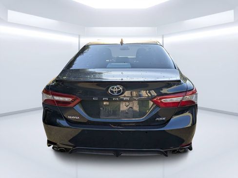 Used 2019 Toyota Camry XSE w/ Driver Assist Package FWD image 4