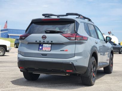 New 2026 Nissan Rogue SV w/ Rock Creek Premium Package