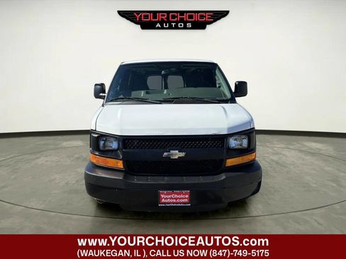 Used 2016 Chevrolet Express 2500 Extended image 8