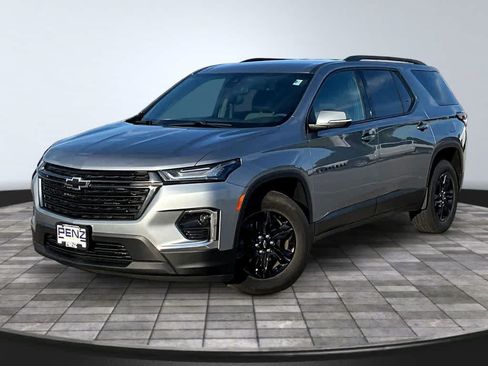 Used 2023 Chevrolet Traverse LT w/ Midnight/Sport Edition AWD/4WD image 1