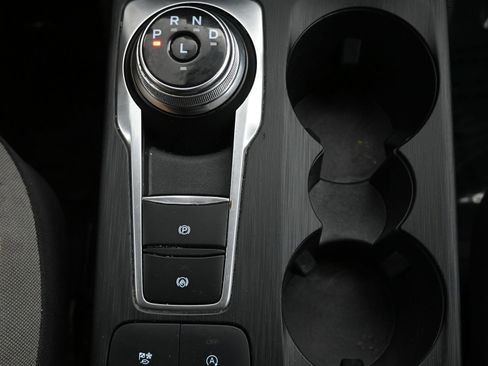 Used 2021 Ford Escape SE image 19