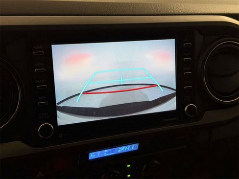 Used 2023 Toyota Tacoma TRD Sport image 26