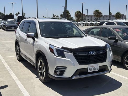 Used 2023 Subaru Forester Touring AWD/4WD image 14