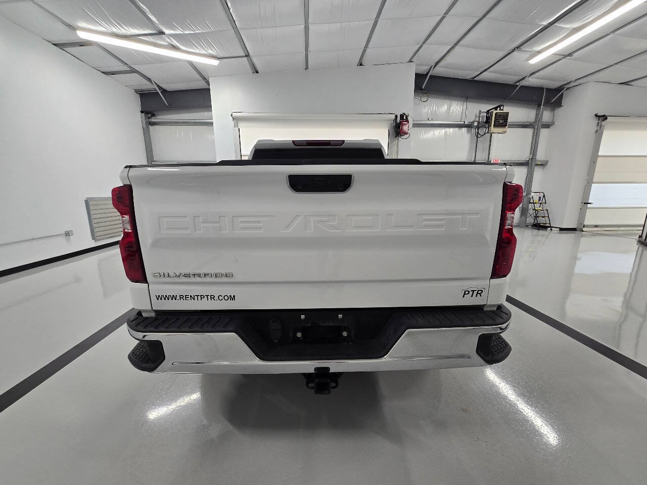Used 2024 Chevrolet Silverado 1500 W/T w/ Trailering Package AWD/4WD image 8