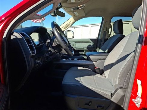 Used 2019 RAM 2500 Big Horn image 13