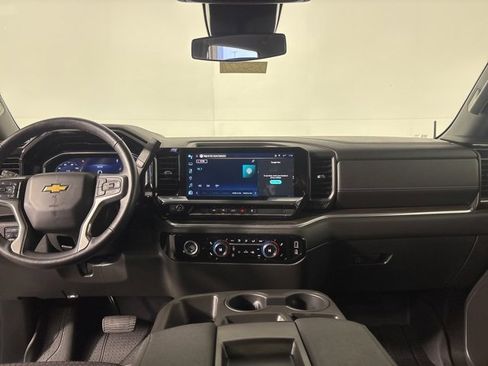Used 2023 Chevrolet Silverado 1500 LT image 30