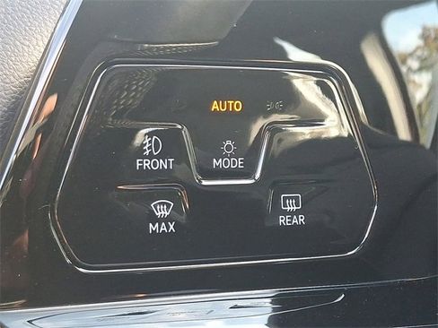 Used 2023 Volkswagen GTI Autobahn image 25