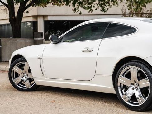 Used 2007 Jaguar XK XK image 51