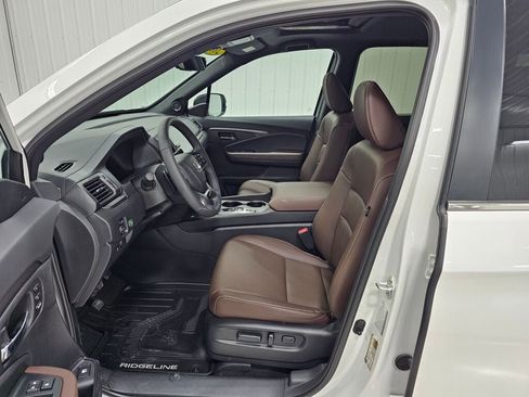 Used 2025 Honda Ridgeline RTL image 12