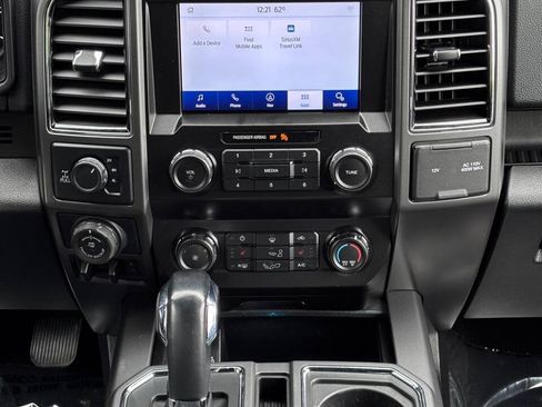 Used 2020 Ford F150 XLT w/ Equipment Group 302A Luxury AWD/4WD image 23