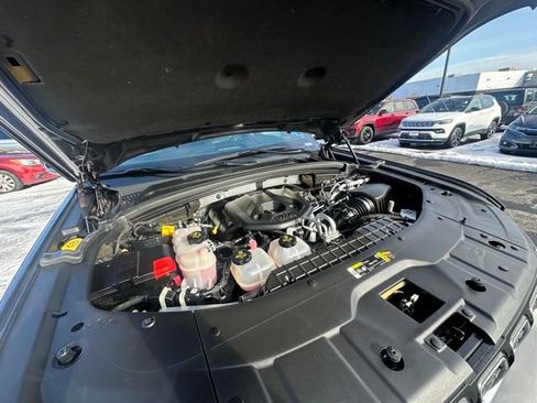 Used 2023 Jeep Grand Cherokee 4WD 4xe image 15