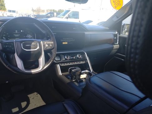 Used 2023 GMC Sierra 1500 Denali image 18