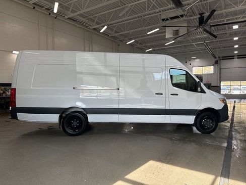New 2025 Mercedes-Benz Sprinter 3500 image 5