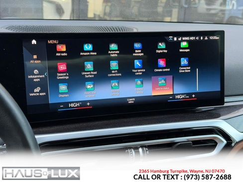 Used 2023 BMW 330i xDrive Sedan w/ Premium Package image 36