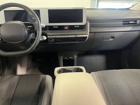 Used 2024 Hyundai Ioniq 5 SEL RWD image 21
