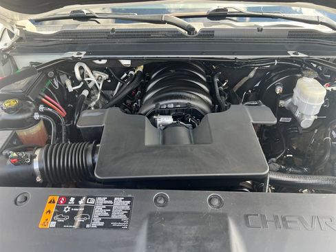Used 2019 Chevrolet Suburban Premier image 28
