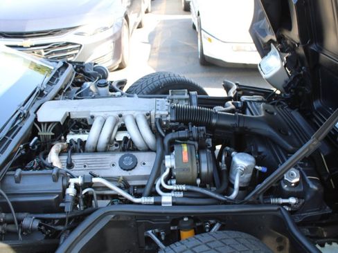 Used 1986 Chevrolet Corvette Coupe image 20