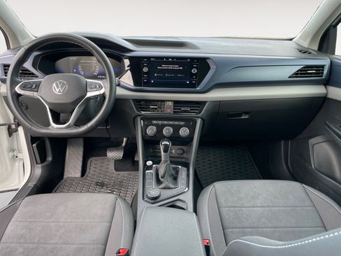 Used 2023 Volkswagen Taos SE AWD/4WD image 13