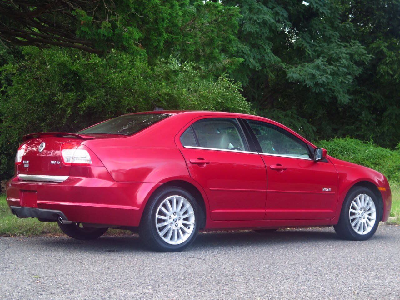 Used 2007 Mercury Milan Premier AWD/4WD image 4