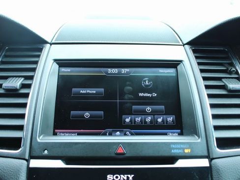 Used 2015 Ford Taurus Limited w/ Equipment Group 301A image 18