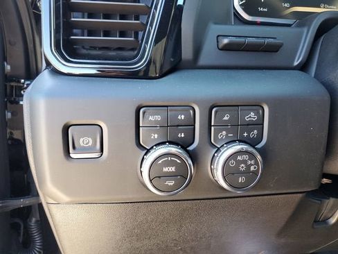New 2026 GMC Sierra 3500 AT4 w/ AT4 Premium Plus Package image 31