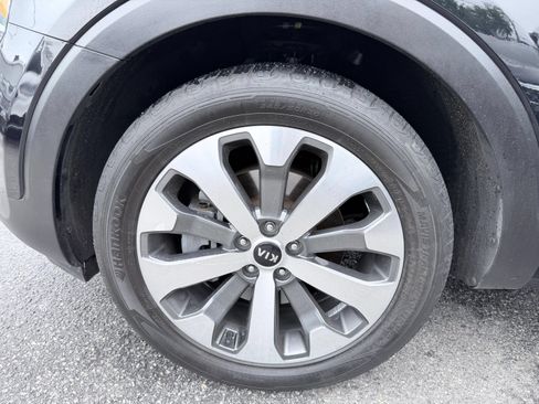 Used 2021 Kia Telluride S AWD/4WD image 38