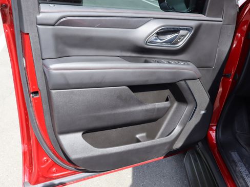 Used 2023 Chevrolet Tahoe RST w/ Luxury Package image 17