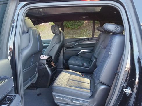 Used 2025 Cadillac Escalade IQ Sport 1 w/ LPO, Etrunk Organizer Package image 23