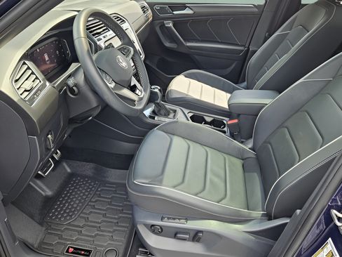 Used 2023 Volkswagen Tiguan SEL R-Line AWD/4WD image 12